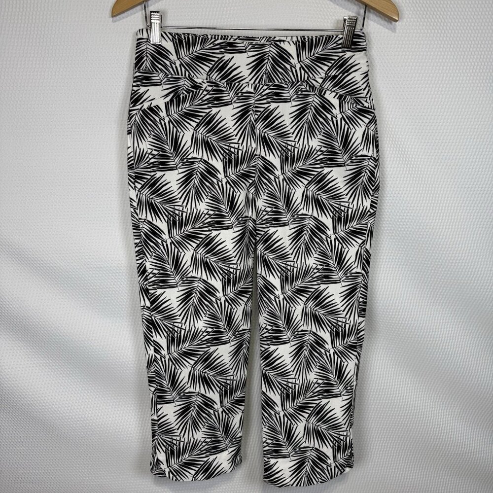 Chicos Perfect Stretch Sz 00/XS/2 Josie Capris Palm Print White & Black NWOT
